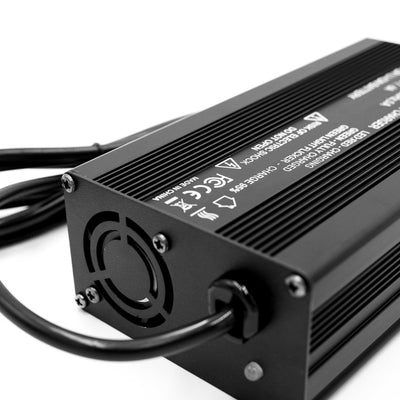 FAST Charger VELAR 14S 7.6A