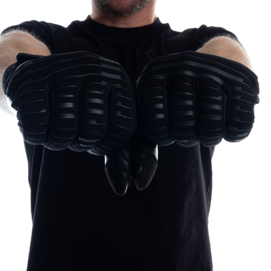 Close-up of genuine leather palm on ONSRA electric skateboard and e-bike gloves for maximum grip